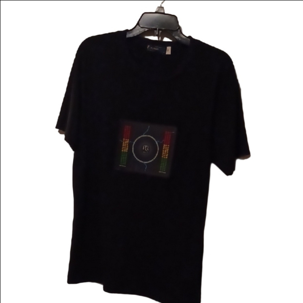 - Flashwear Men's Black Graphic T-Shirt size Medium Casual